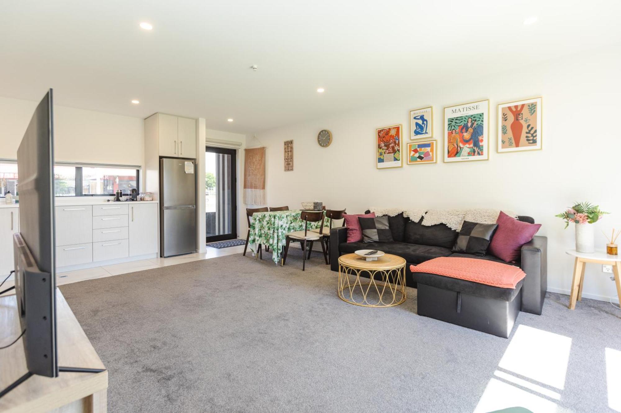 Modern 2 Bedroom By Hagley Park ไครสต์เชิร์ช ภายนอก รูปภาพ
